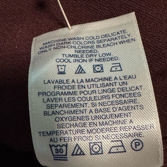 Lands' End Women's Burgundy Top 3x - Picture 6 of 9